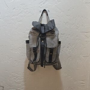 Expressions Chic Black and White Tote